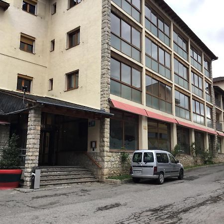 Hotel Bon Repos Белвер де Серданя Екстериор снимка